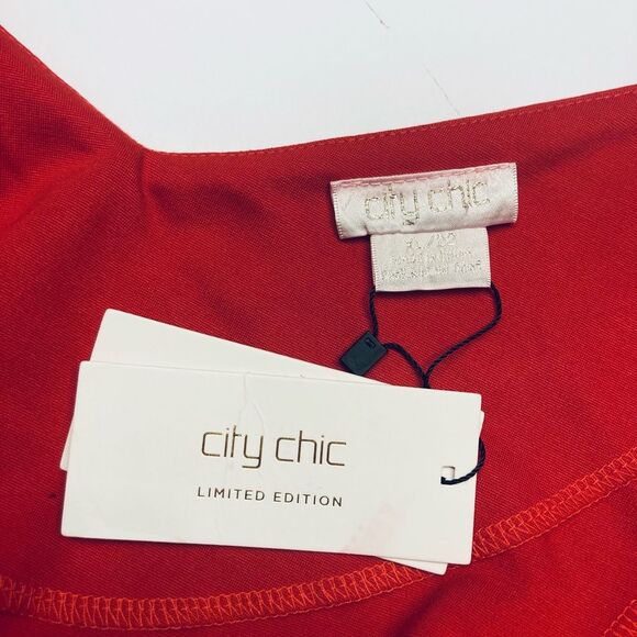 City Chic Top Miss Vintage Limited Edition Red V-Neck Cap Sleeve Size XL 22 NWT - Picture 5 of 11